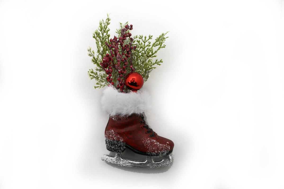 6 Inch Skate with Floral Accent - Pinecone