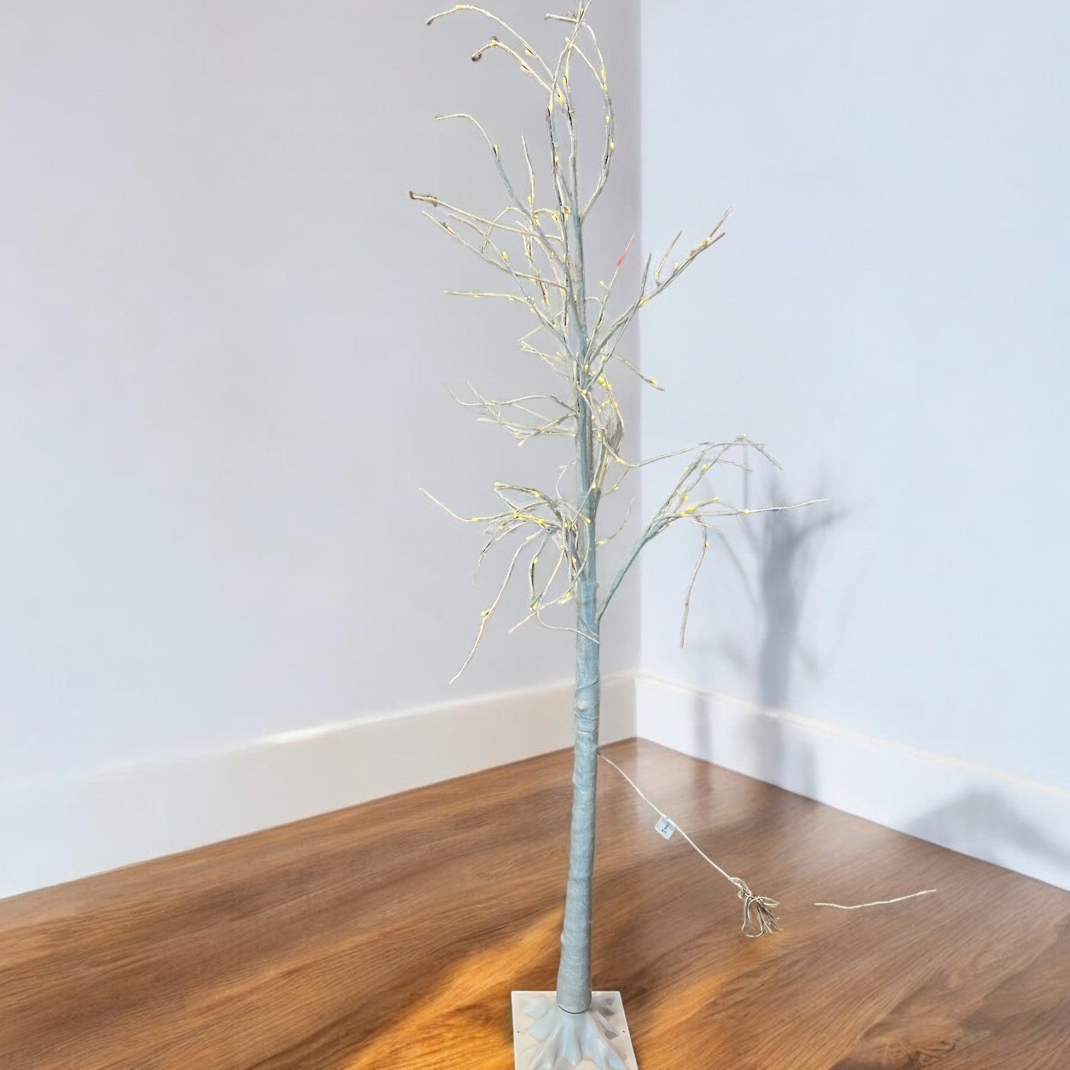 8 Foot White Wrapped Lighted Tree