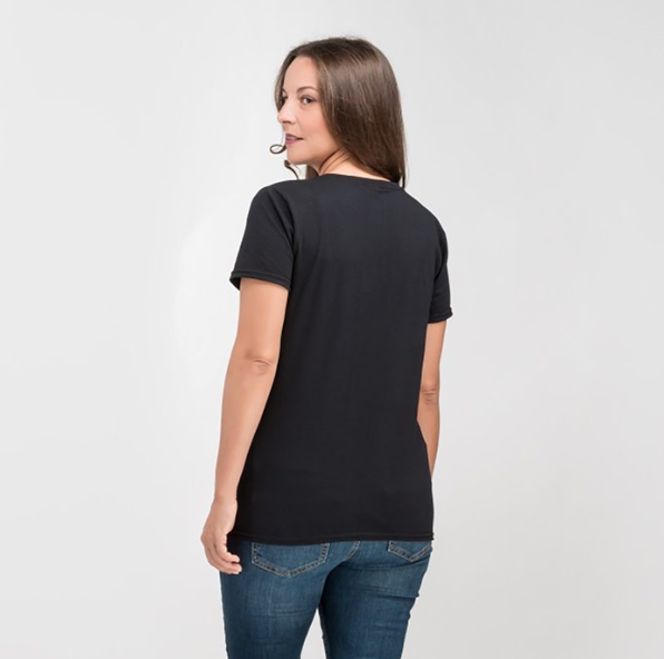 Fruit of the Loom® HD Cotton™ Women’s V-Neck Tee – Softness Meets Style
