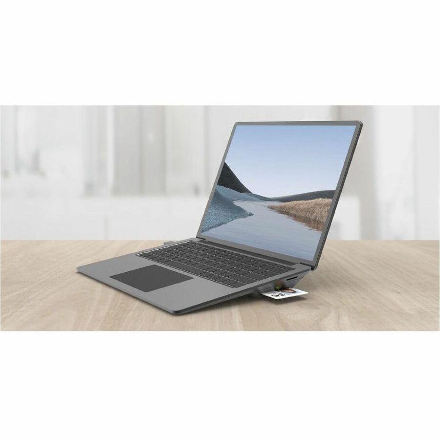 Kensington Surface Laptop 4 Smart Card (CAC) Reader Adapter w/ HDMI and USB-C - USB 3.2