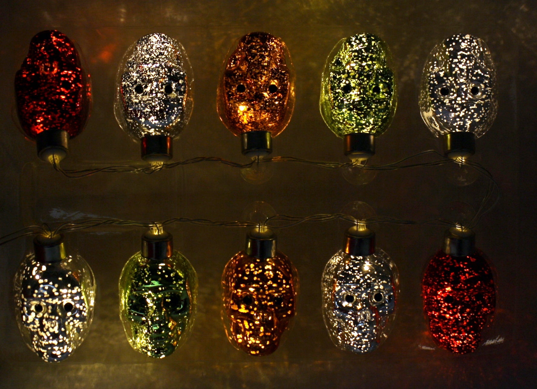 LED Halloween String Light Set - Skulls
