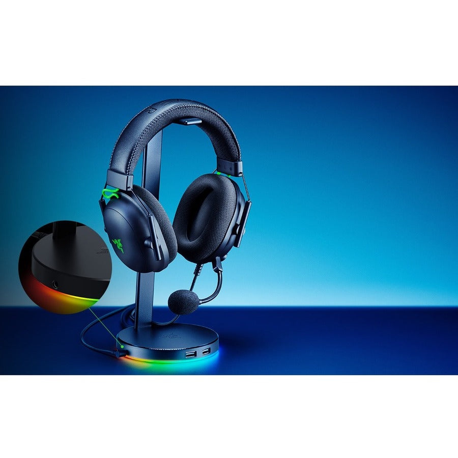 Razer Base Station V2 Chroma - Black RC21-01510100-R3U1