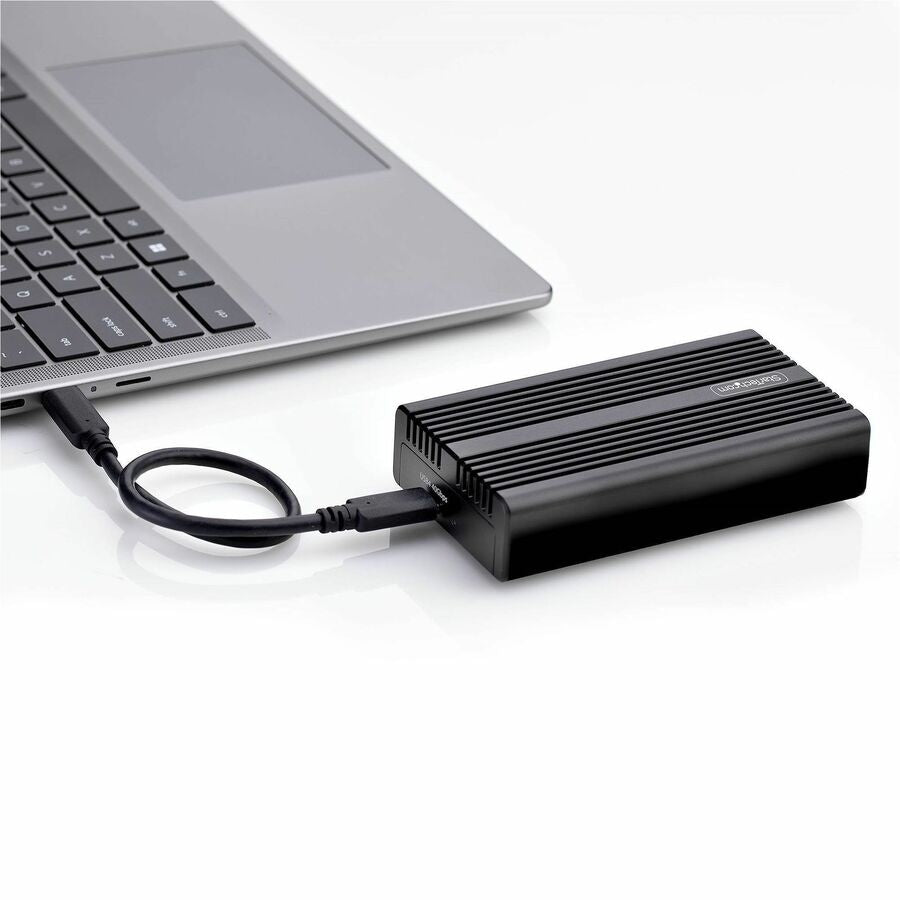 STARTECH.COM Ultra-Fast USB4 NVMe Enclosure 40Gbps for Professionals