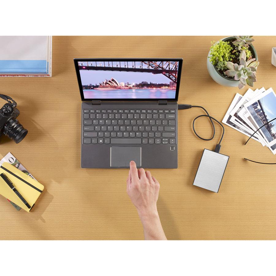 Seagate 2Tb Backup Plus Slim Portable External Hard Drive Usb 3.0 Sthn2000401 Silver + 1Yr Mylio Create + 2Mo Adobe Cc Photography