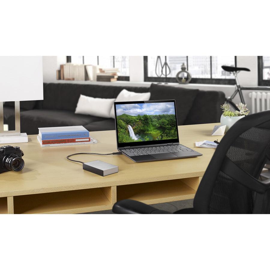 Seagate 4Tb Backup Plus Portable External Hard Drive Usb 3.0 Sthp4000401 Silver + 1Yr Mylio Create + 2Mo Adobe Cc Photography