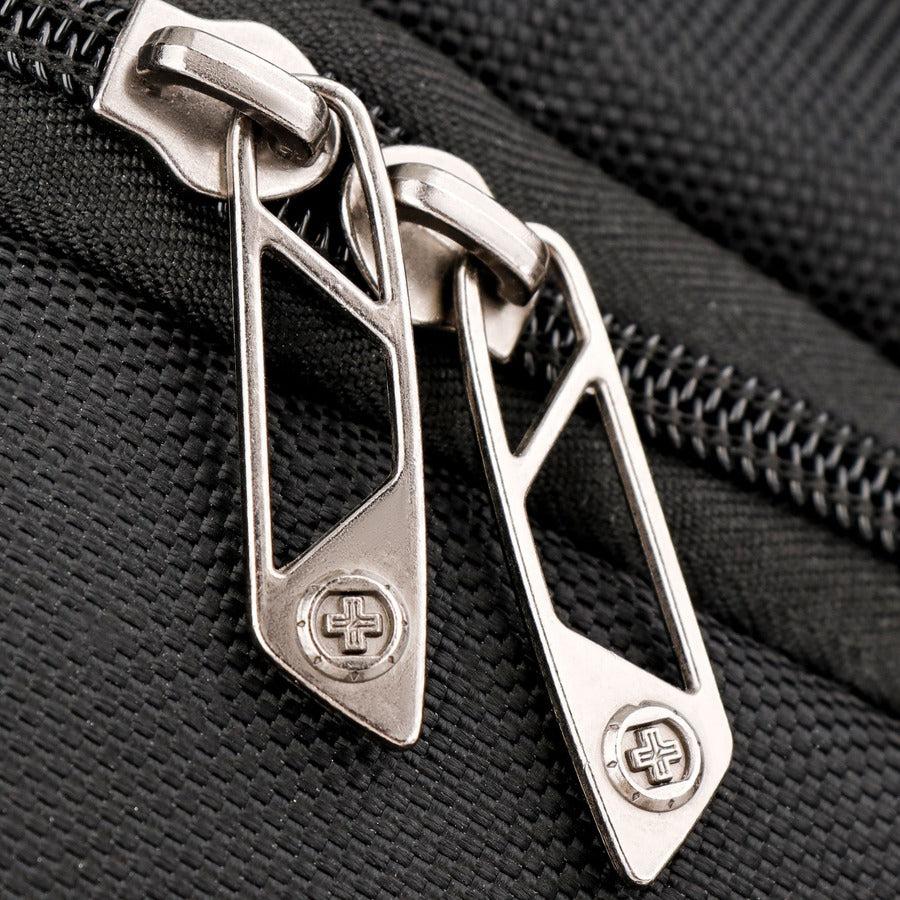 Swissdigital Design TERABYTE F J16BTF-21 Carrying Case (Backpack) for 15.6" to 16" Apple iPhone iPad MacBook Pro, Notebook - Black/Green