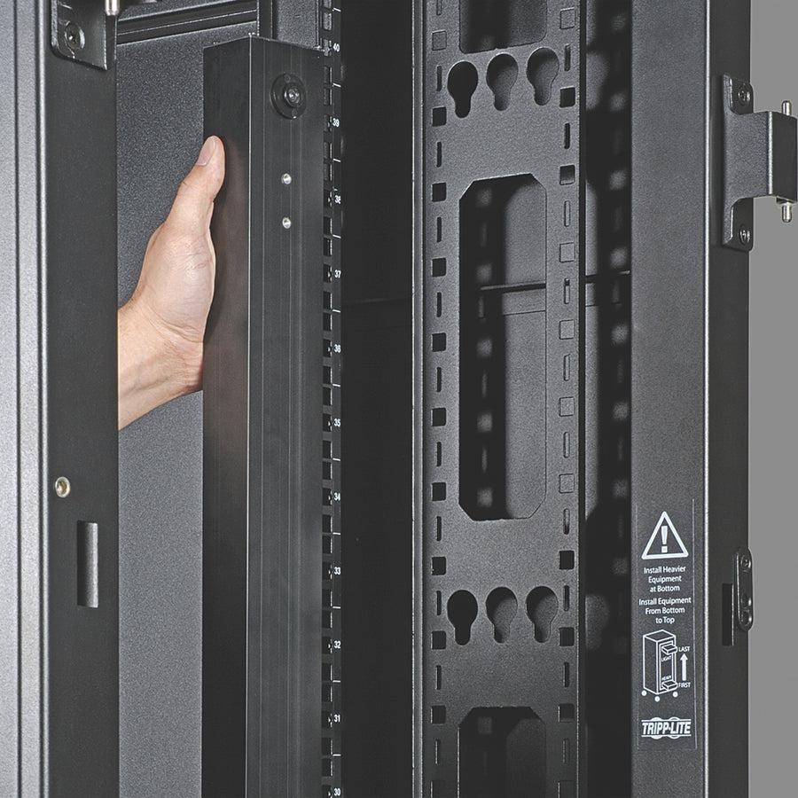 3-Phase Switched PDU, C13 & C19 Outlets, 6-ft L21-20P, TAA PDU3EVSR6L2120