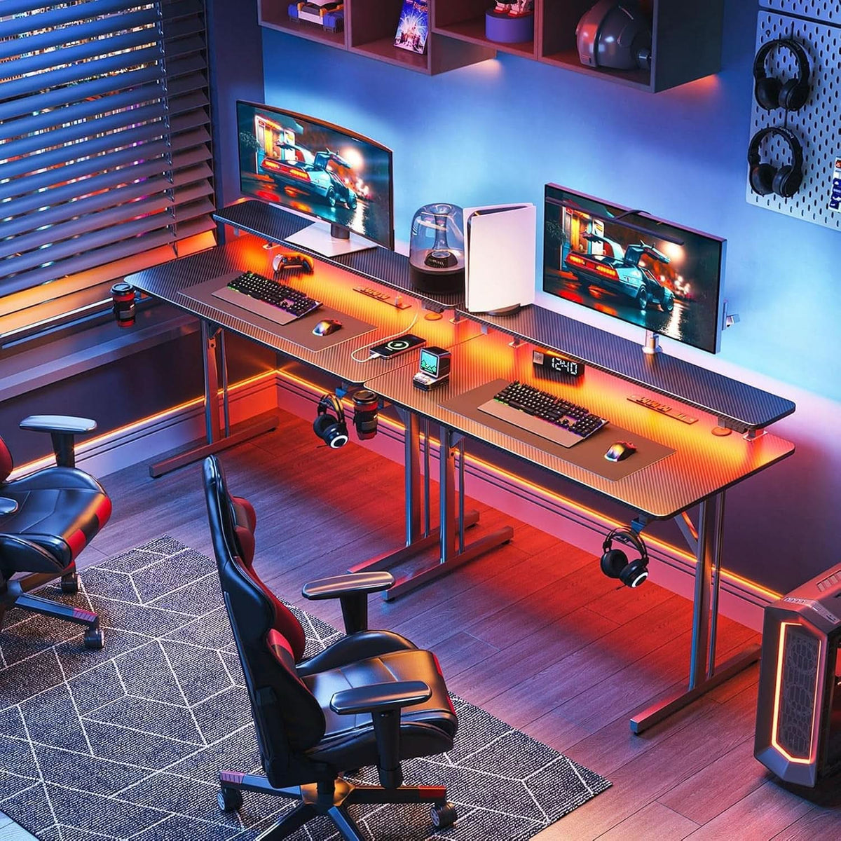 31 Inch Gaming Desk With LED Lights And Power Outlets