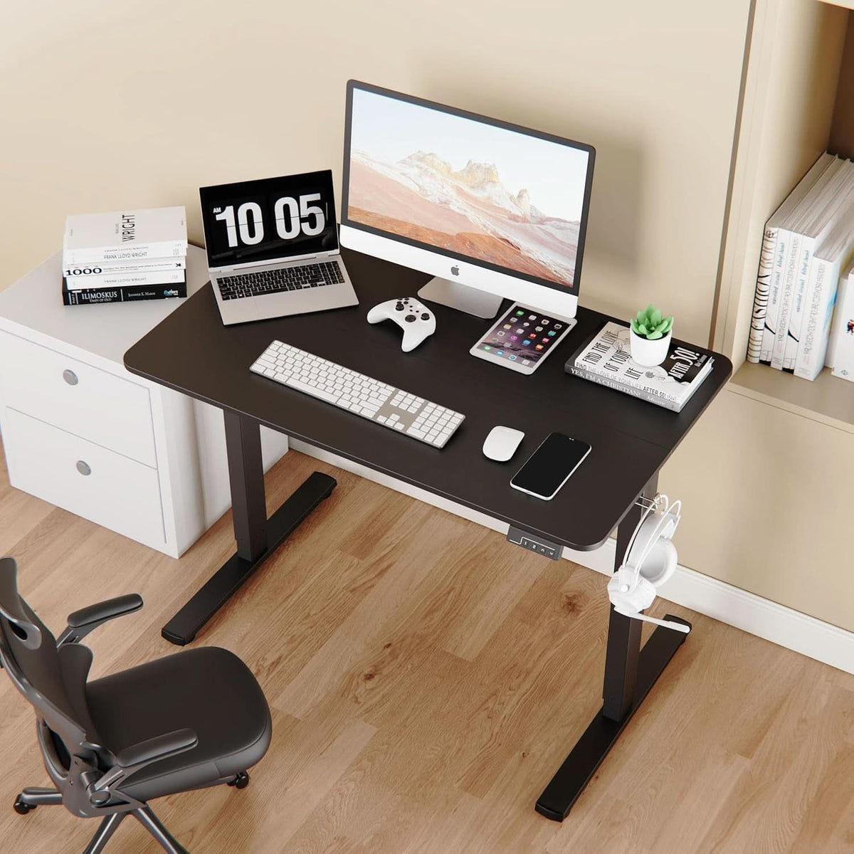 40x24 Inch Electric Standing Desk With Memory Presets Black