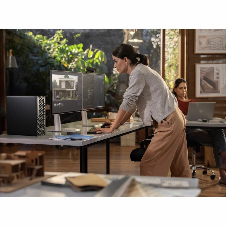 HP Z2 SFF G1i Workstation Desktop PC