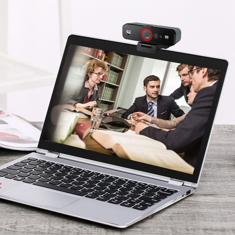 ADESSO CYBERTRACKF1 1080P HD USB Webcam with Privacy Shutter
