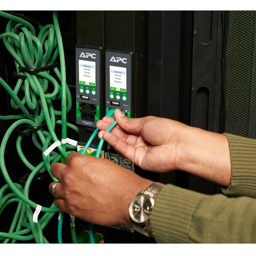 APC NetShelter Rack PDU Advanced Metered 3Phase 8.6kW 208V 30A - L21-30P Power Distribution Unit APDU10351ME