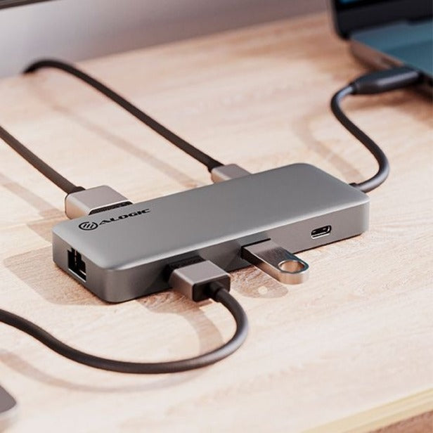 Alogic SPARK 6-in-1 USB 4 Hub With 8K HDMI U4HC2AGE
