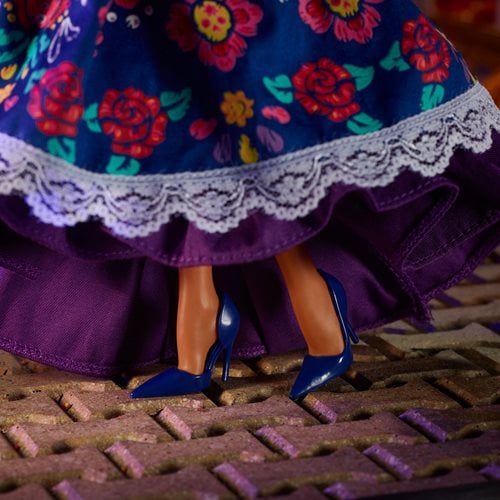 Barbie Día De Muertos 2022 Doll – Collector’s Edition for Fans 6+