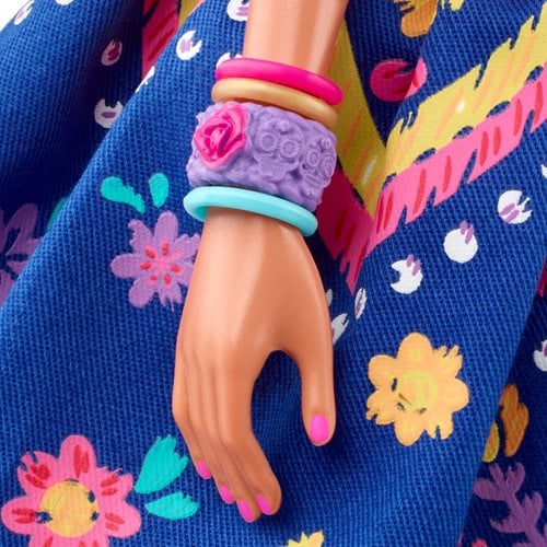 Barbie Día De Muertos 2022 Doll – Collector’s Edition for Fans 6+