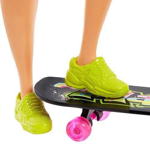 Barbie Extra Doll with Pet – Bold Fashion for Kids 3+