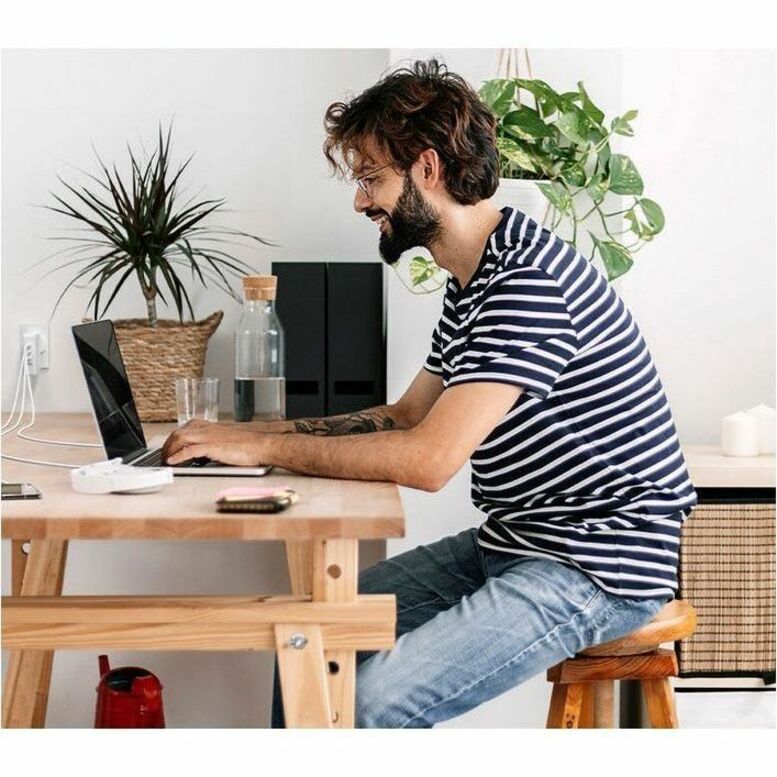 Belkin BOOST&uarr;CHARGE PRO 140W 4-Port GaN Wall Charger - 140 W - White