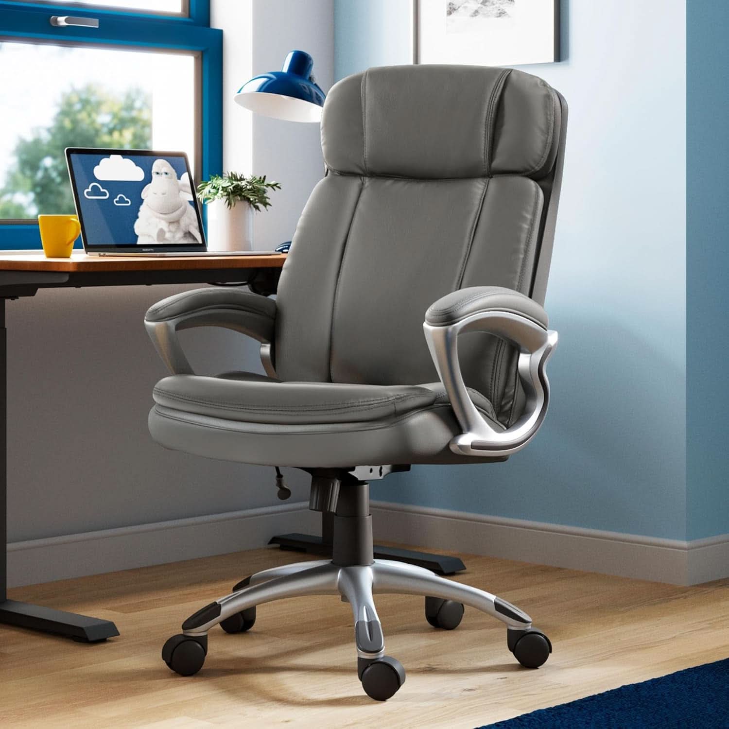 Big And Tall Executive Office Chair With High Back