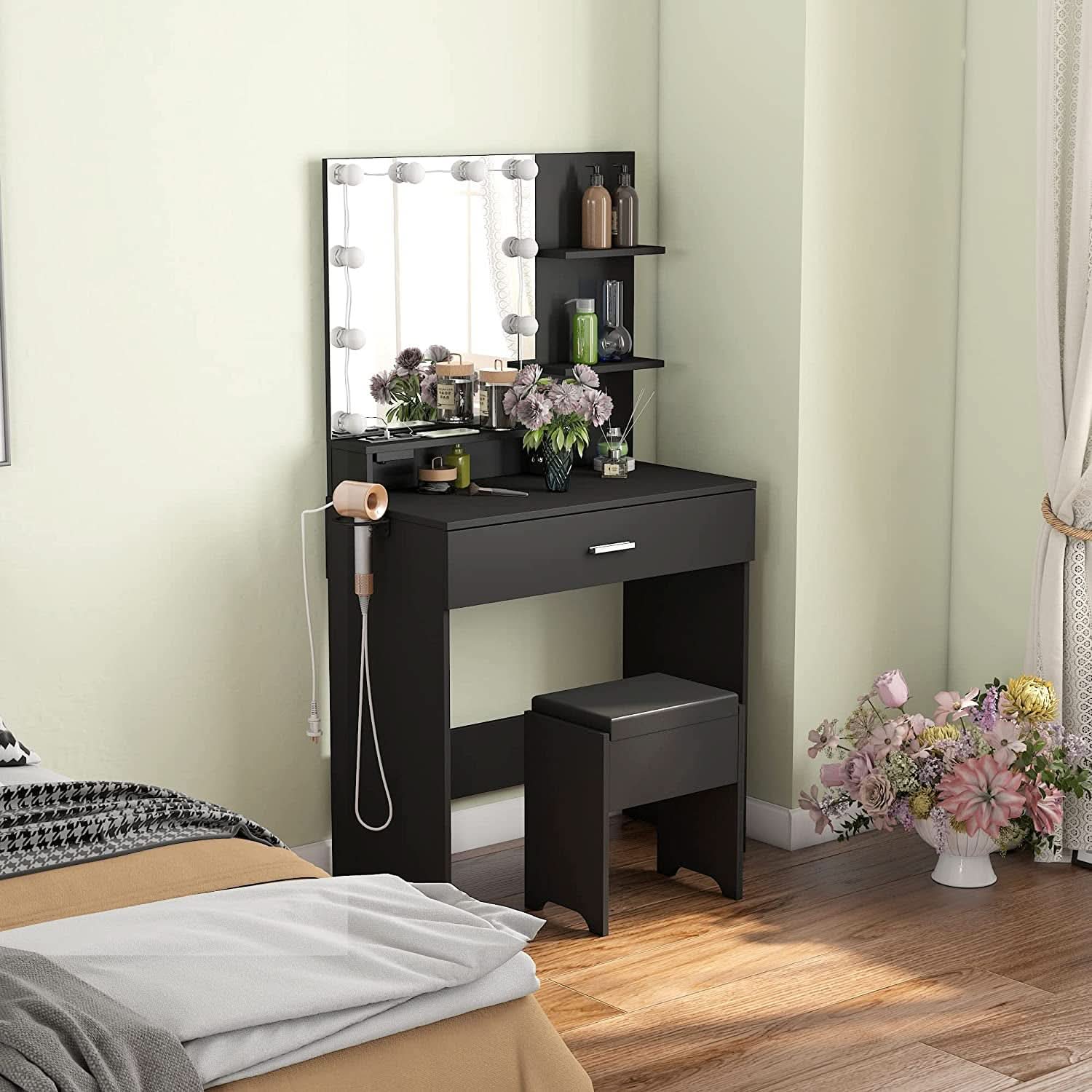 Black Makeup Vanity Table With Lighted Mirror And USB Ports