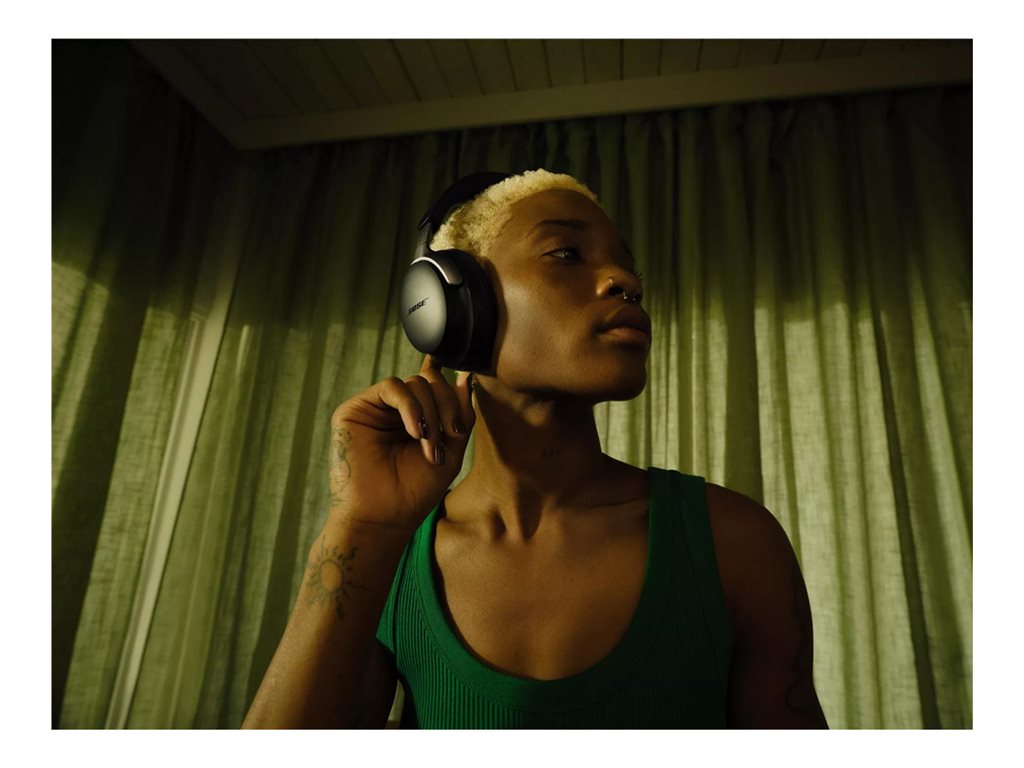 Bose QuietComfort Ultra - Headphones with mic - full size - Bluetooth - wireless, wired - active noise canceling - 3.5 mm jack 880066-0100