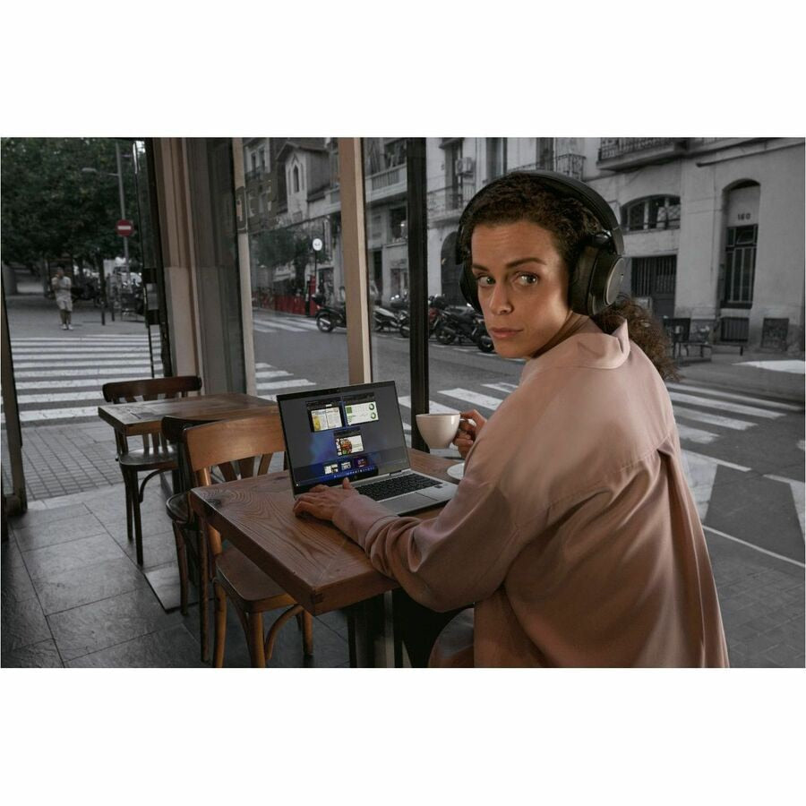 Business Laptop AI PC - HP EliteBook 6 G1i Wolf Pro Security | Tecisoft