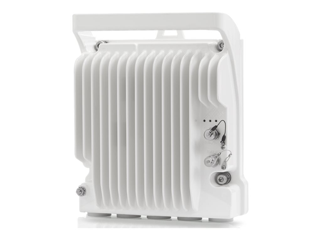 Cambium Networks PTP 820C - Essential - wireless bridge - radio 18WGHz,TR1560,ChAll,Lo,17699-18150MHz - 1GbE - pole mountable C180082L004A