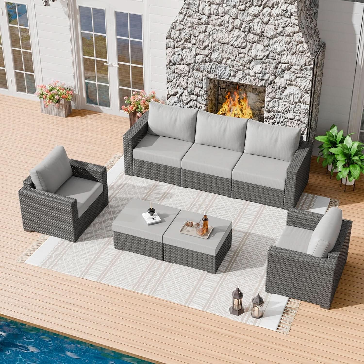 Comfortable Wicker Rattan Outdoor Patio Furniture Set
