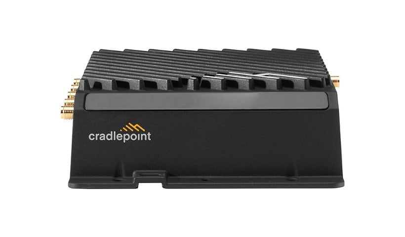 Cradlepoint R920 Router with 1-Year NetCloud Mobile Essentials Plan – Reliable North America Mobile Connectivity