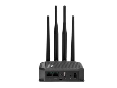 Cradlepoint S700 Series S750-C4D - Router - WWAN 1GbE - 3G, 4G - with 5 years NetCloud IoT Essentials + Advanced Plan