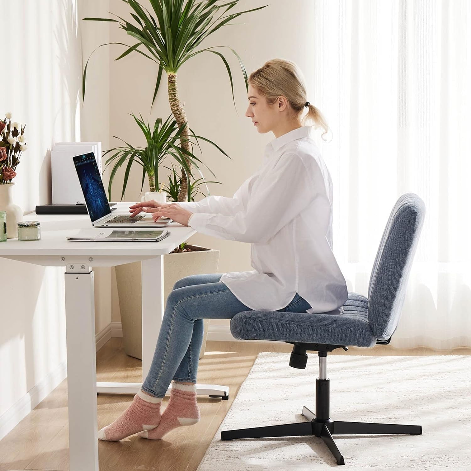 Cross Legged Armless Office Chair With Wide Fabric Seat