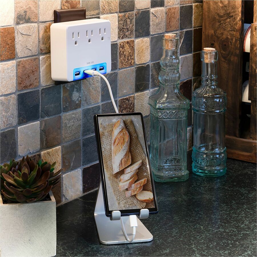 Cyberpower P3Wun Surge Protector White 3 Ac Outlet(S) 125 V