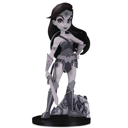 DC Artists' Alley Wonder Woman PVC Figure by Chrissie Zullo – Limited Edition Collectible