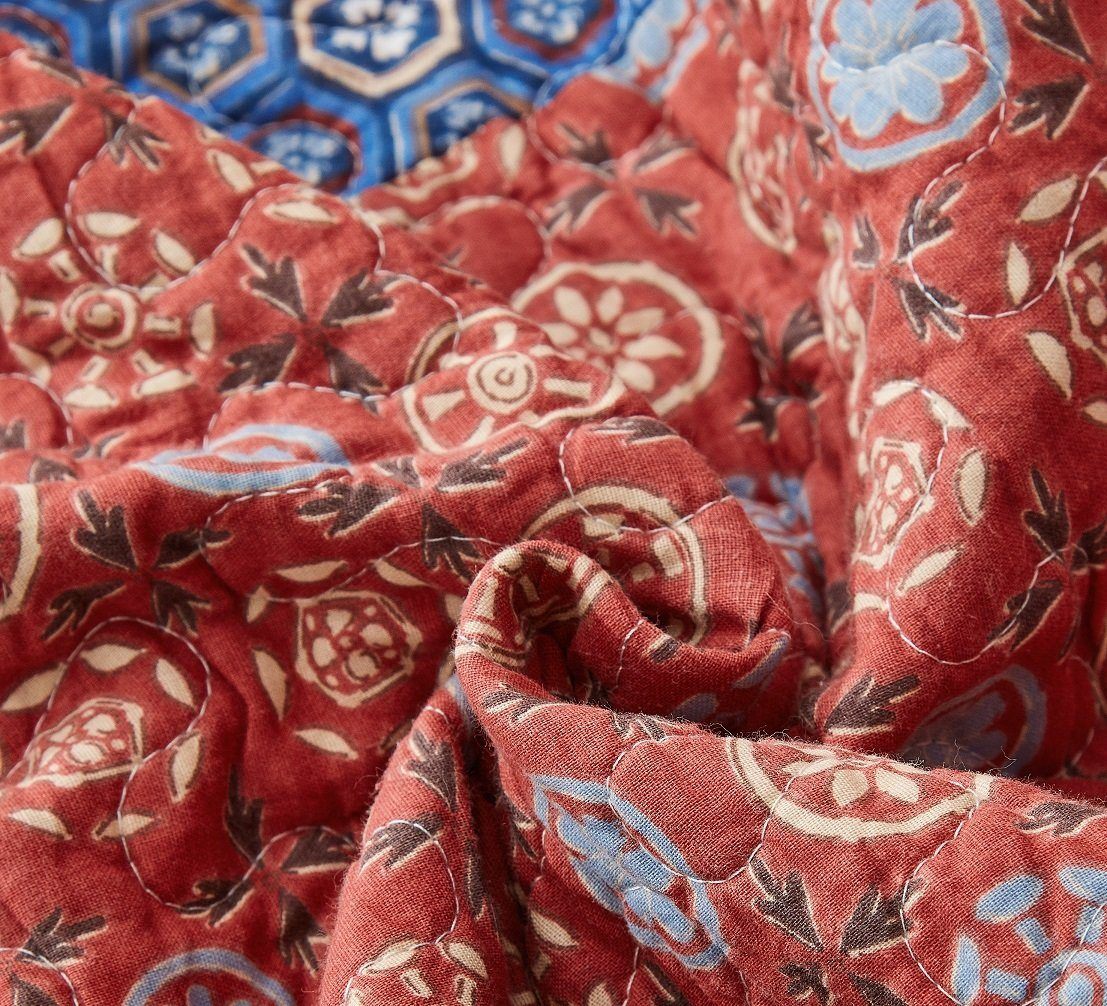 DaDa Bedding Bohemian Vibes Mediterranean Blue Floral Patchwork Quilted Bedspread Set (JHW878)