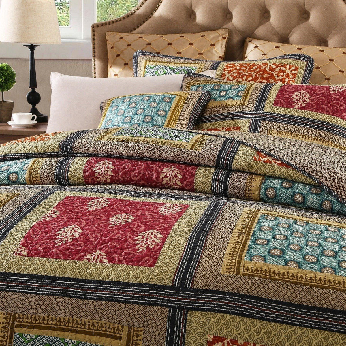 Dada Bedding Gallery of Roses Floral Bohemian Cotton Patchwork Bedspread Set (JHW-546)