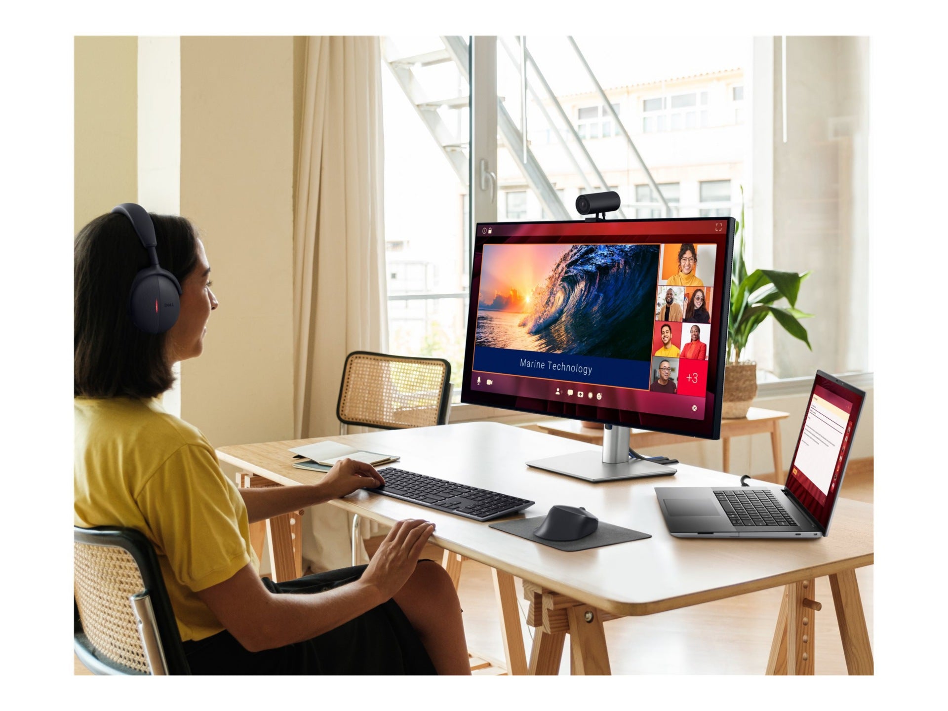 Dell U3225QE 32" 4K UHD Monitor LED Backlight 5ms for Professionals