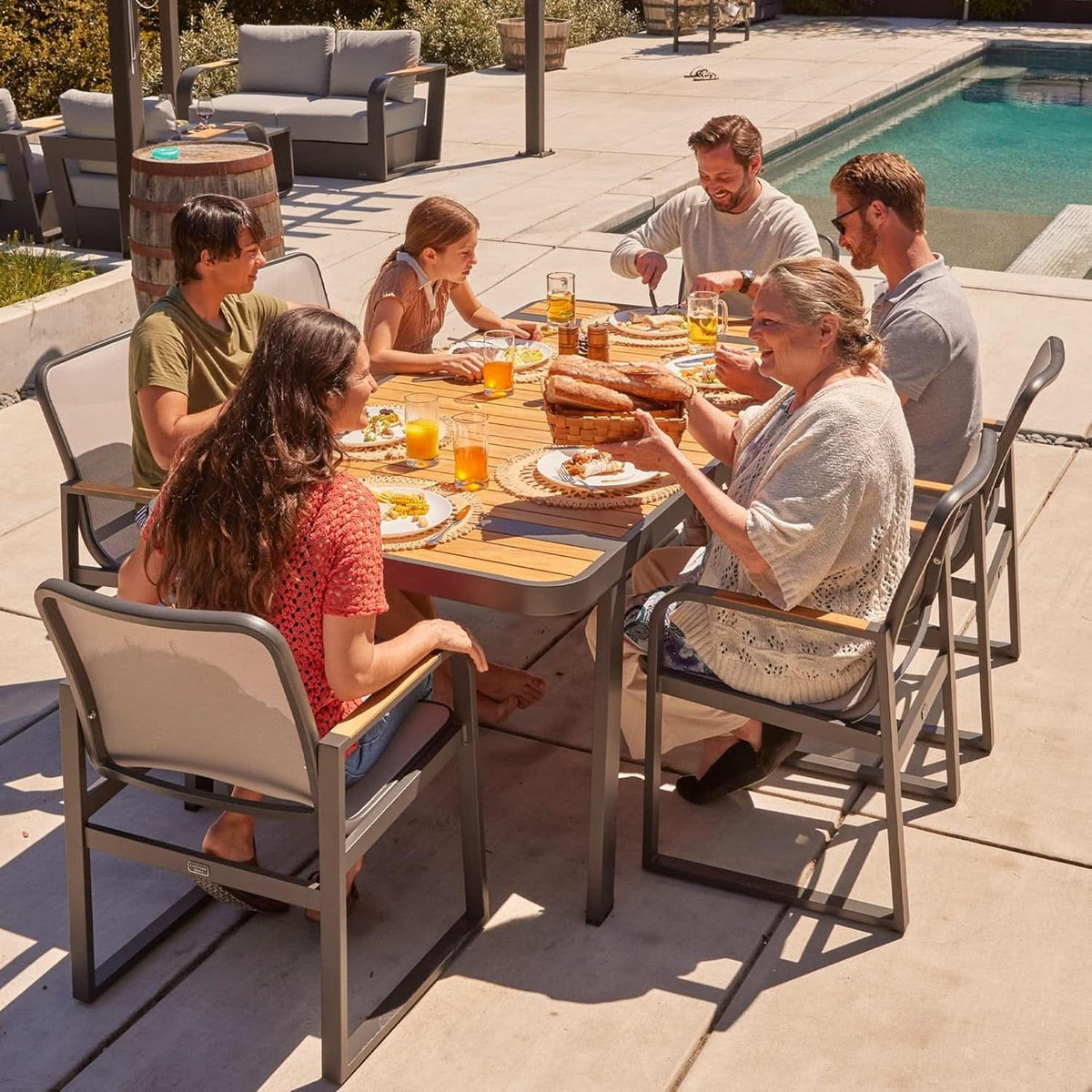 Elegant Outdoor Dining Set with Teak Wood and Aluminum