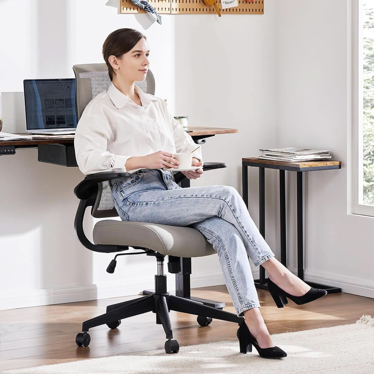 Ergonomic High Back Mesh Office Chair With Lumbar Grey