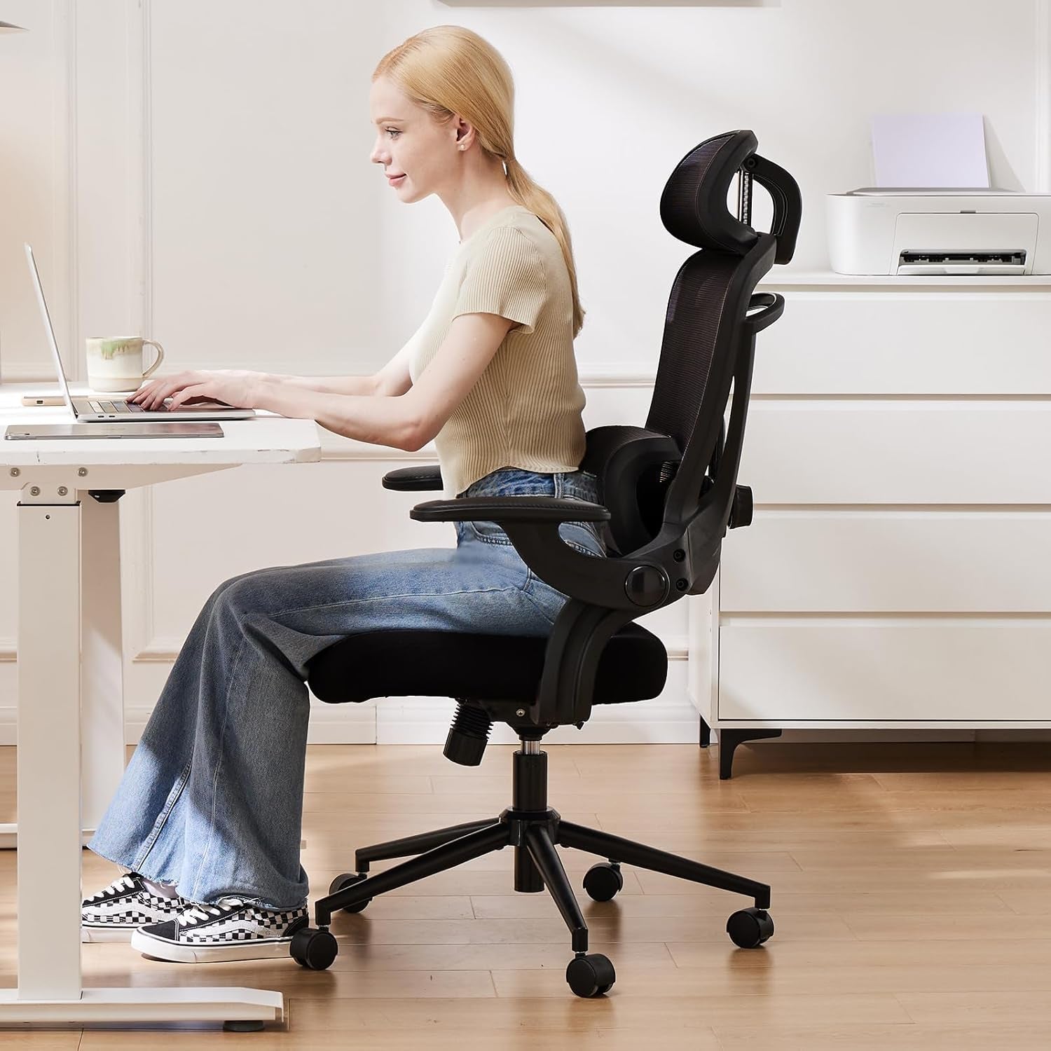 Ergonomic Mesh Office Chair High Back 2D Headrest Black