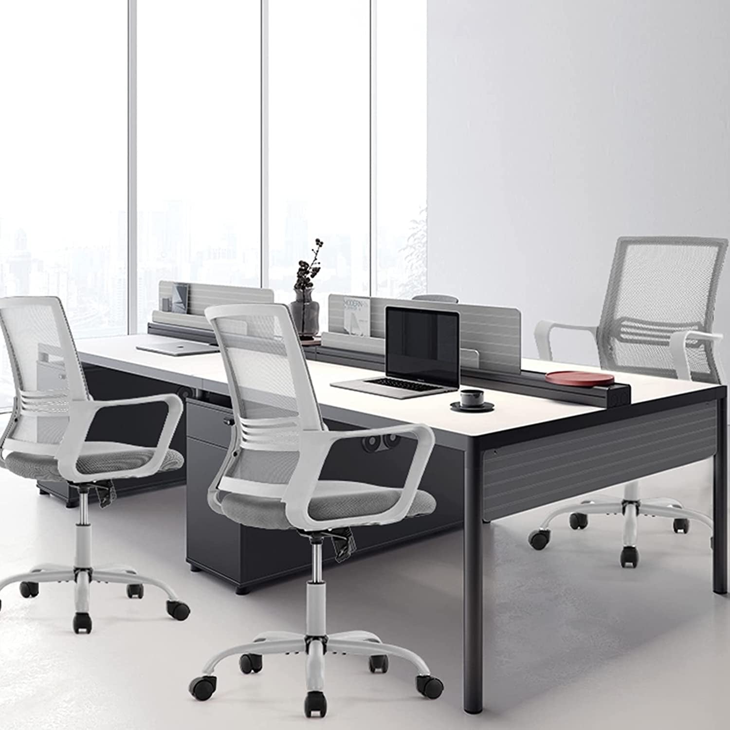 Ergonomic Mesh Office Chair With Adjustable Features