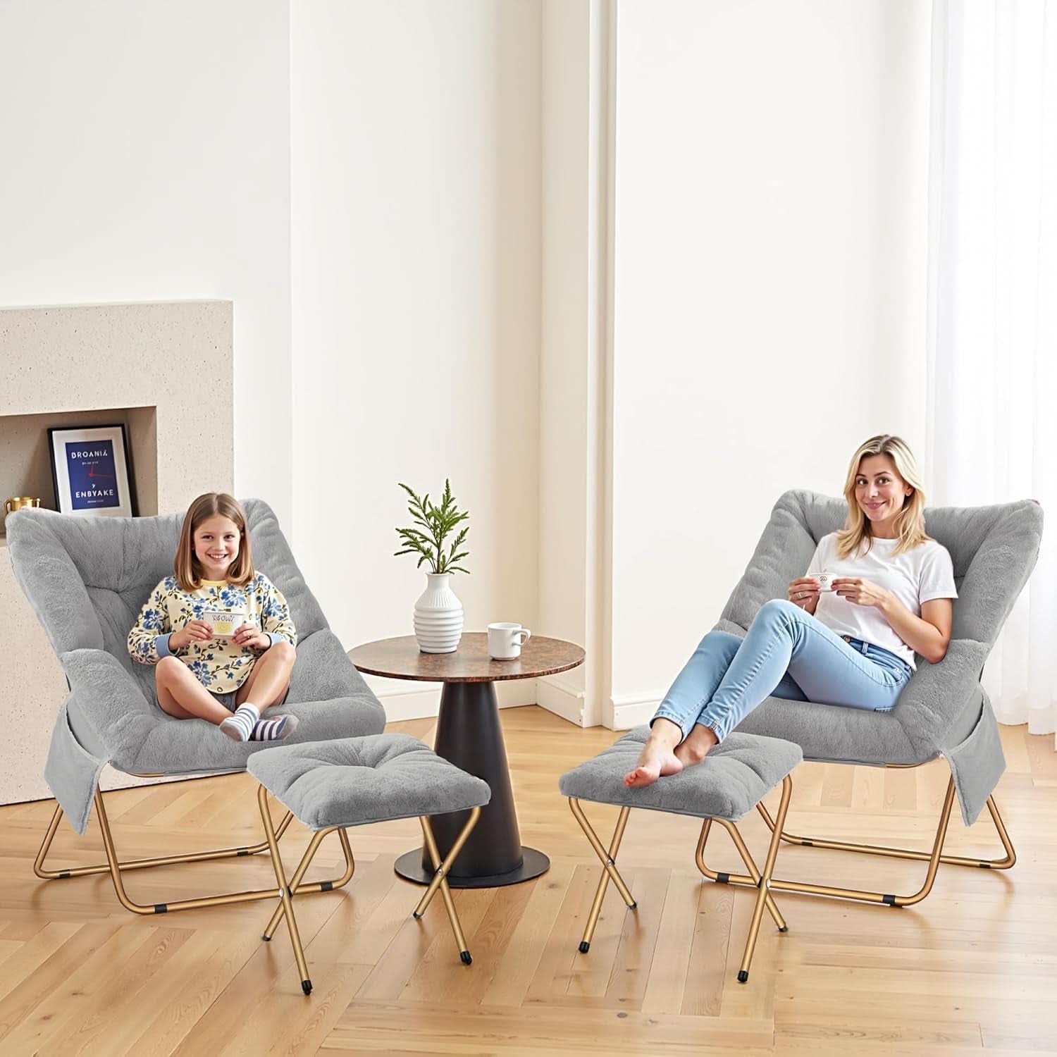 Extra Large Grey Ultrasoft Faux Fur Saucer Chair Foldable