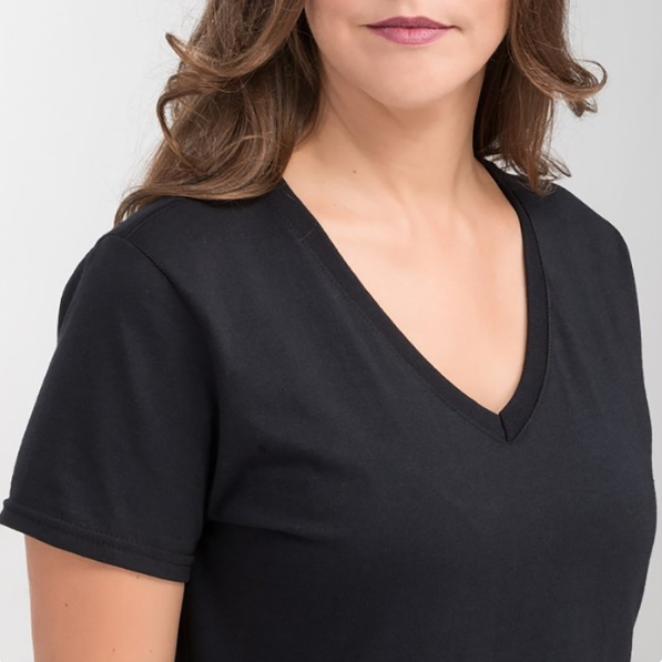 Fruit of the Loom® HD Cotton™ Women’s V-Neck Tee – Softness Meets Style