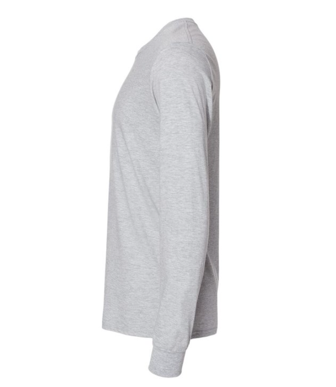 Fruit of the Loom® Unisex Iconic Long Sleeve T-Shirt - Timeless Comfort and Versatility