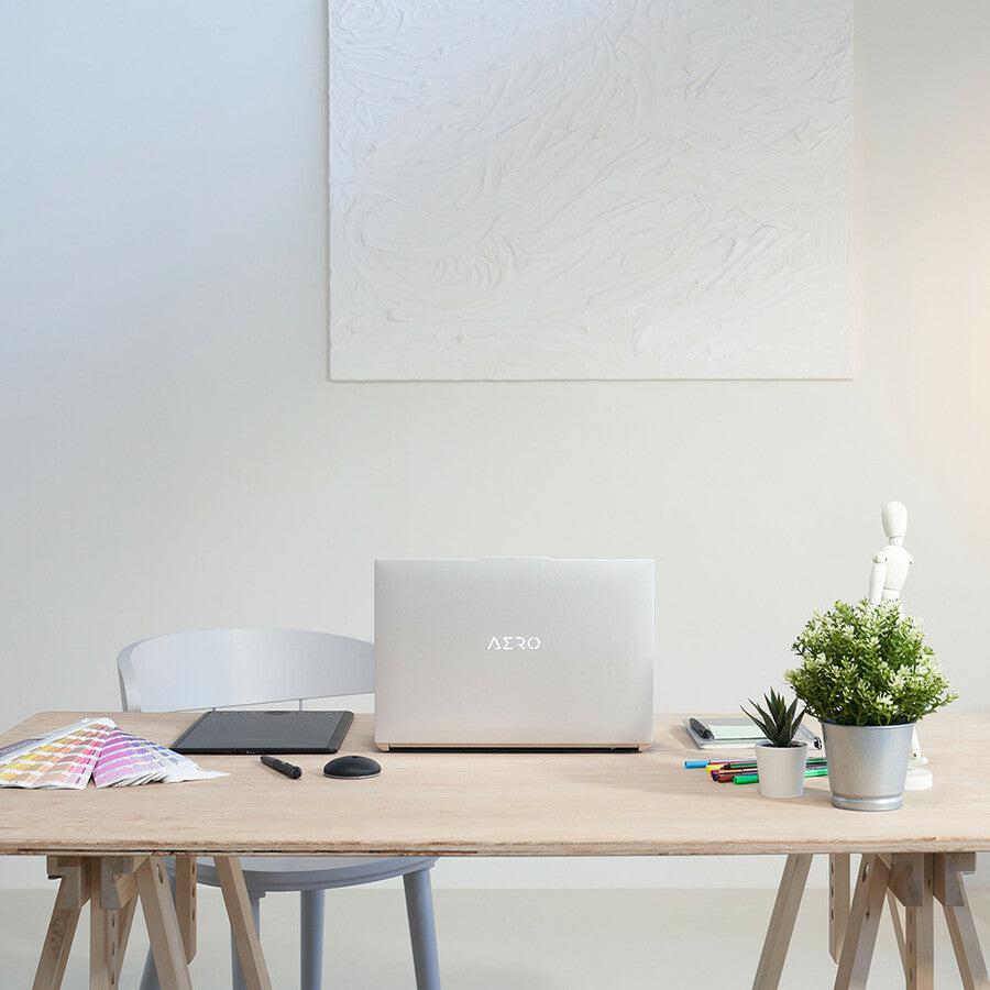 Gigabyte AERO 16 XE4-73US918HP 16" Gaming Notebook - UHD+ - 3840 x 2400 - Intel Core i7 12th Gen i7-12700H 2.30 GHz - 16 GB Total RAM - 2 TB SSD