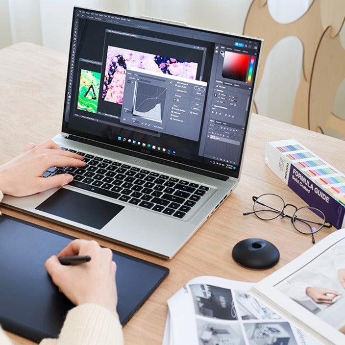 Gigabyte AERO 16 XE5 16 XE5-73US934HH 16" Gaming Notebook - UHD+ - 3840 x 2400 - Intel Core i7 12th Gen i7-12700H Tetradeca-core (14 Core) 2.30 GHz - 16 GB Total RAM - 1 TB SSD - Silver