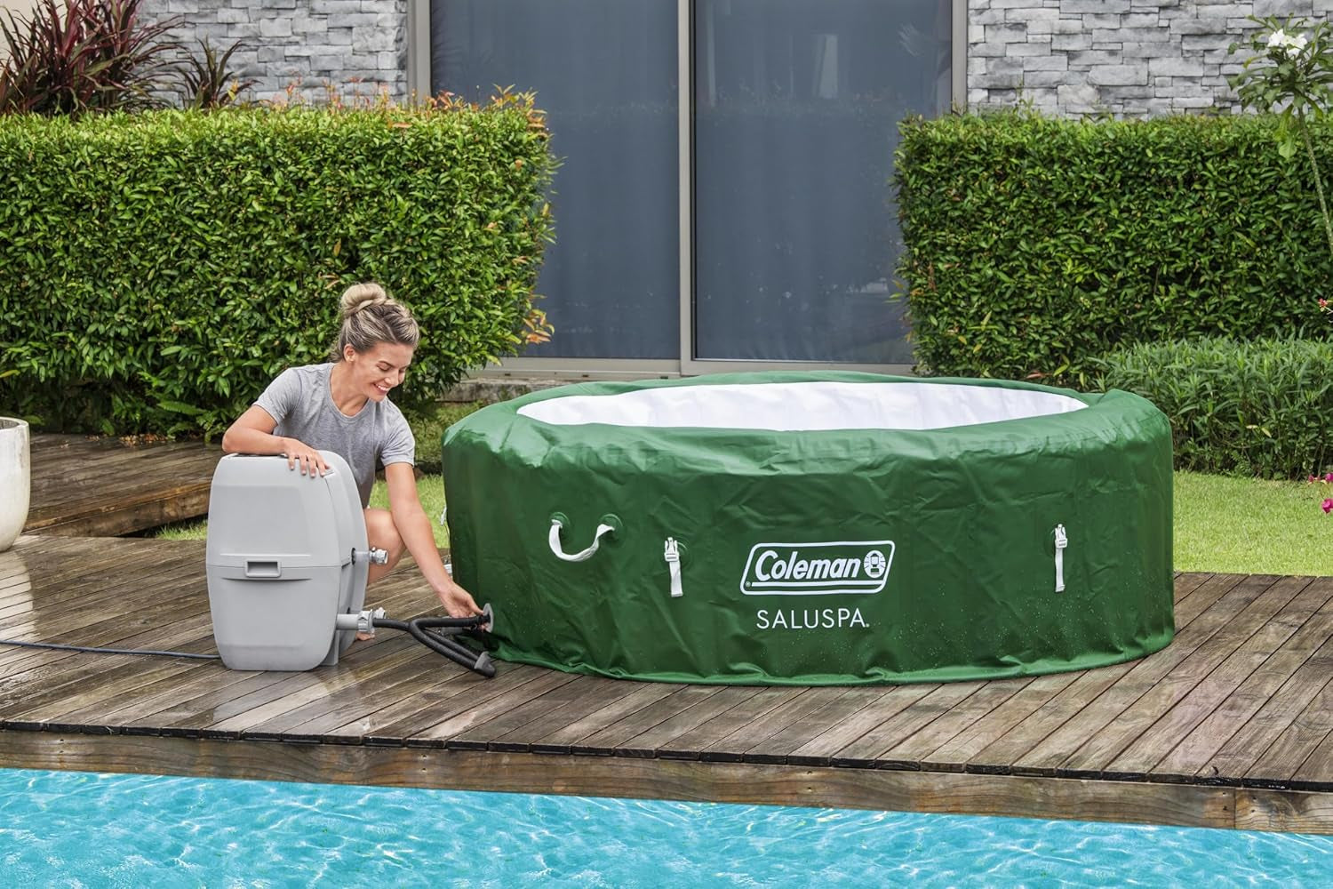 Green Inflatable Hot Tub 4 To 6 Person With Dual Covers