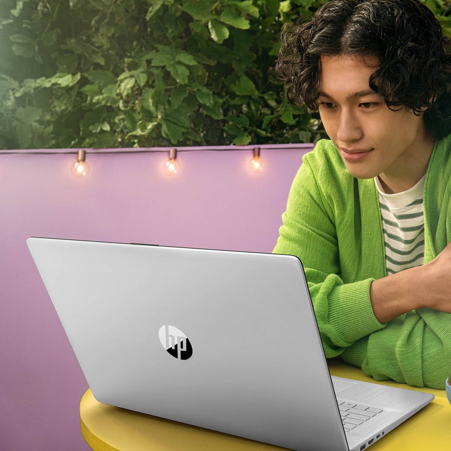 HP 17-cp0000 17-cp0007ca 17.3" Notebook - Full HD - 1920 x 1080 - AMD Ryzen 3 5300U Quad-core (4 Core) - 12 GB Total RAM - 256 GB SSD - Natural Silver - Refurbished