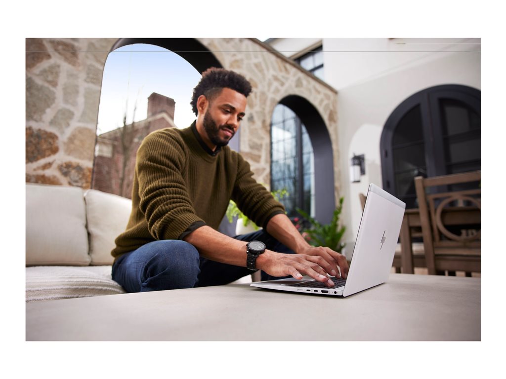 HP EliteBook 845 G8 Notebook - AMD Ryzen 5 Pro - 5650U / up to 4.2 GHz - Win 10 Pro 64-bit (includes Win 11 Pro License)