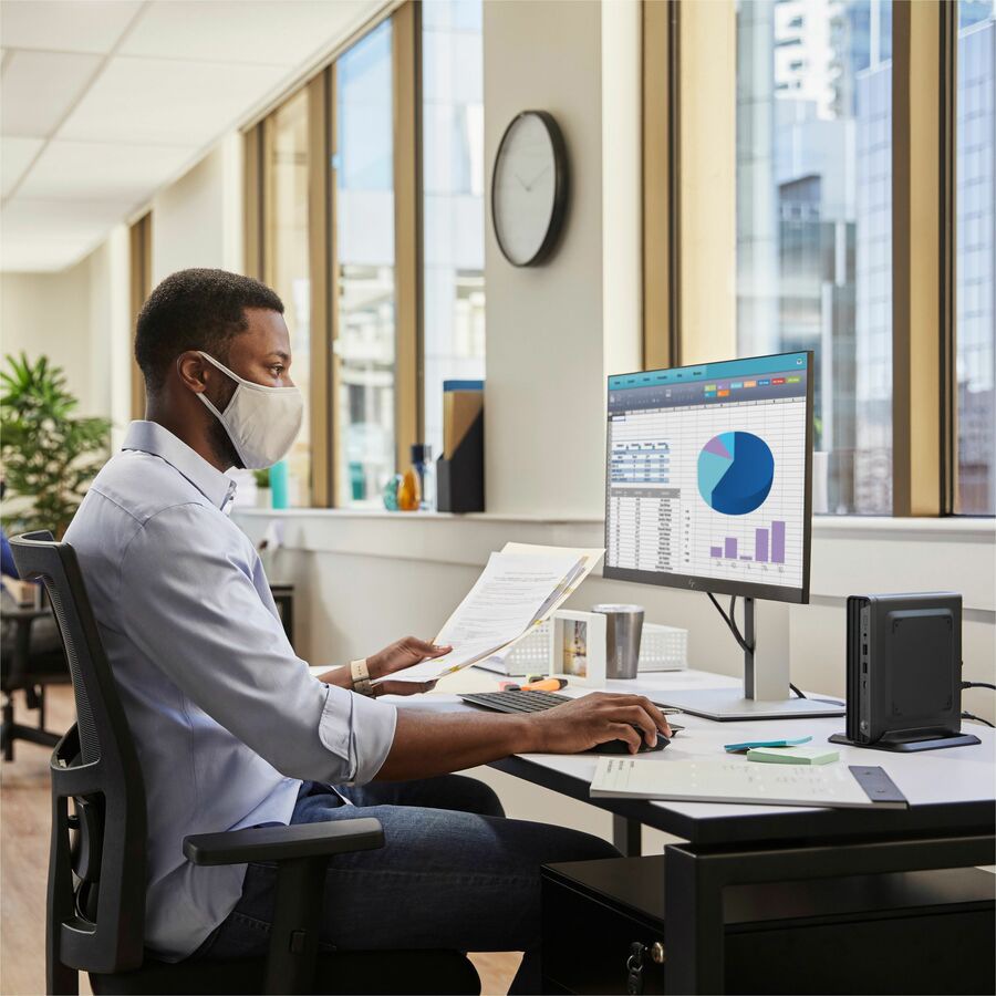 HP Pro Mini 400 G9 Desktop - Intel Core i5-12500T 6-Core 2GHz (4.4GHz)