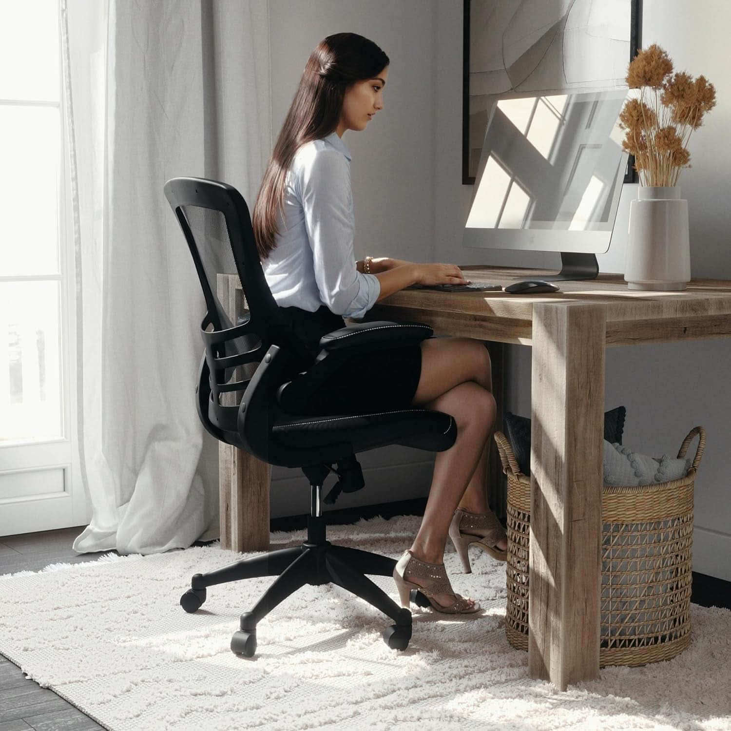 Kelista Mid-Back Ergonomic Office Chair With Adjustable Height, Black