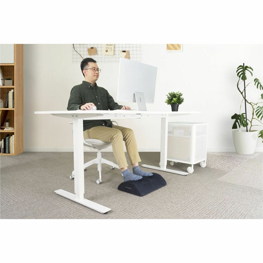 Kensington Premium Comfort Soft Footrest - Black - High Density Foam (HDF), Polyester